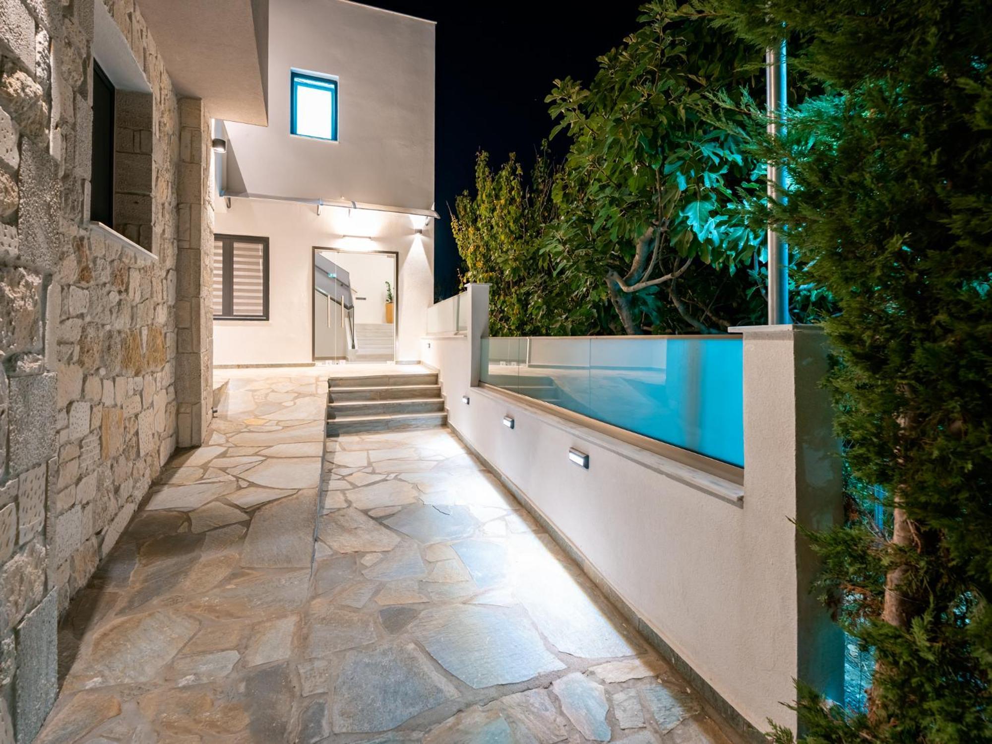 Antony'S Luxury Apartments Nikiti  Exterior foto