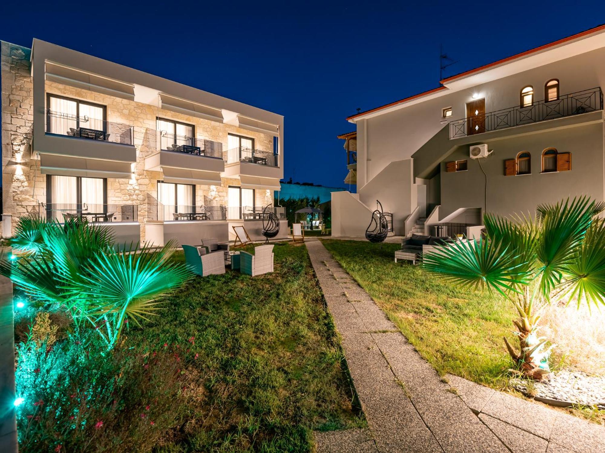 Antony'S Luxury Apartments Nikiti  Exterior foto