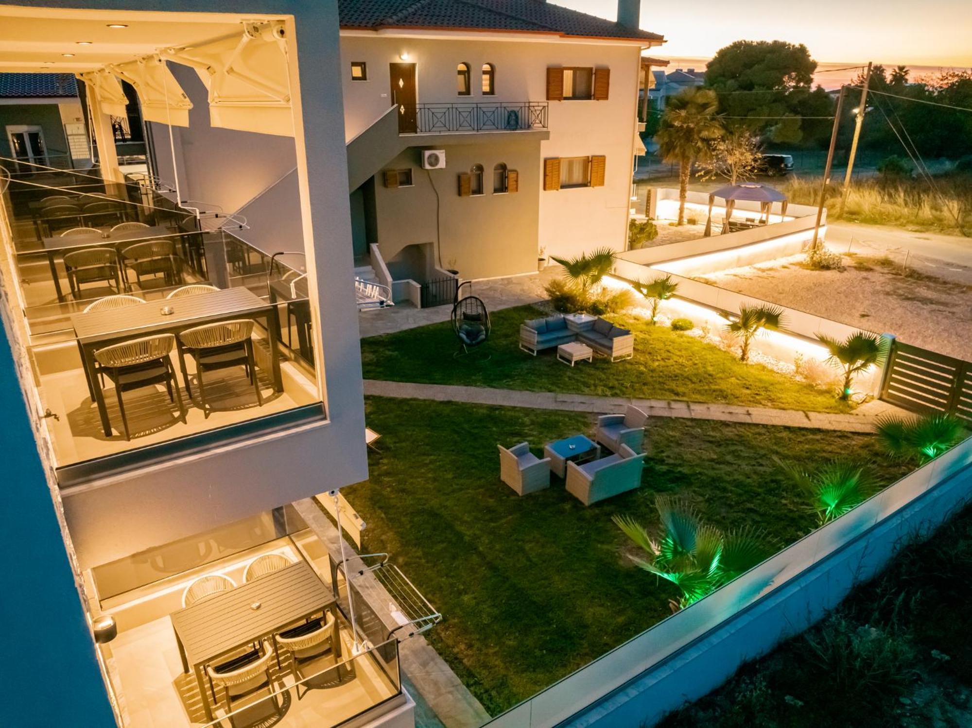 Antony'S Luxury Apartments Nikiti  Exterior foto