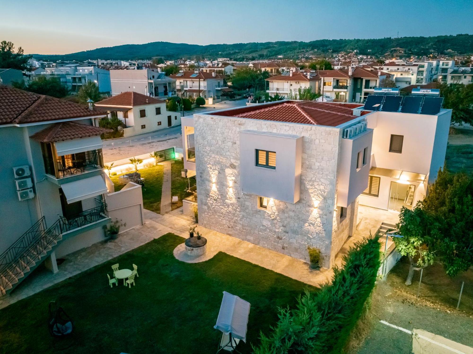 Antony'S Luxury Apartments Nikiti  Exterior foto