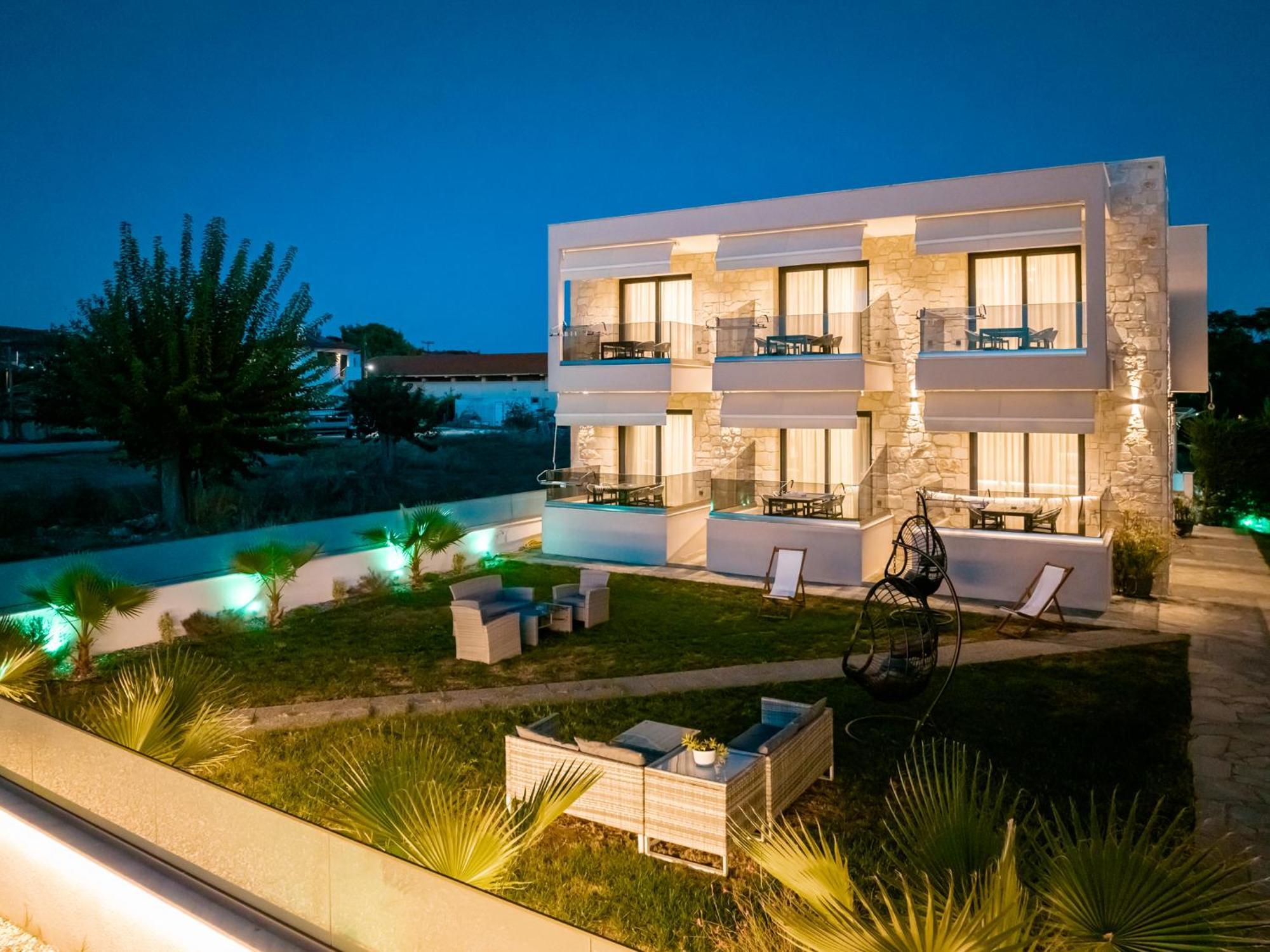 Antony'S Luxury Apartments Nikiti  Exterior foto