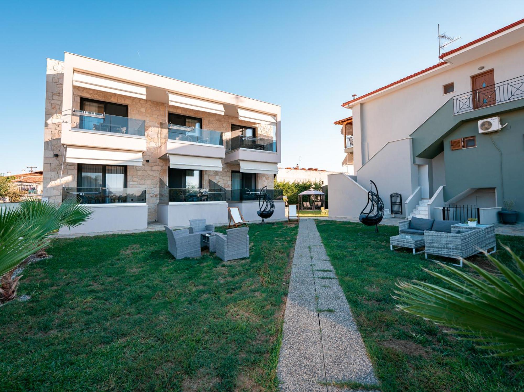 Antony'S Luxury Apartments Nikiti  Exterior foto