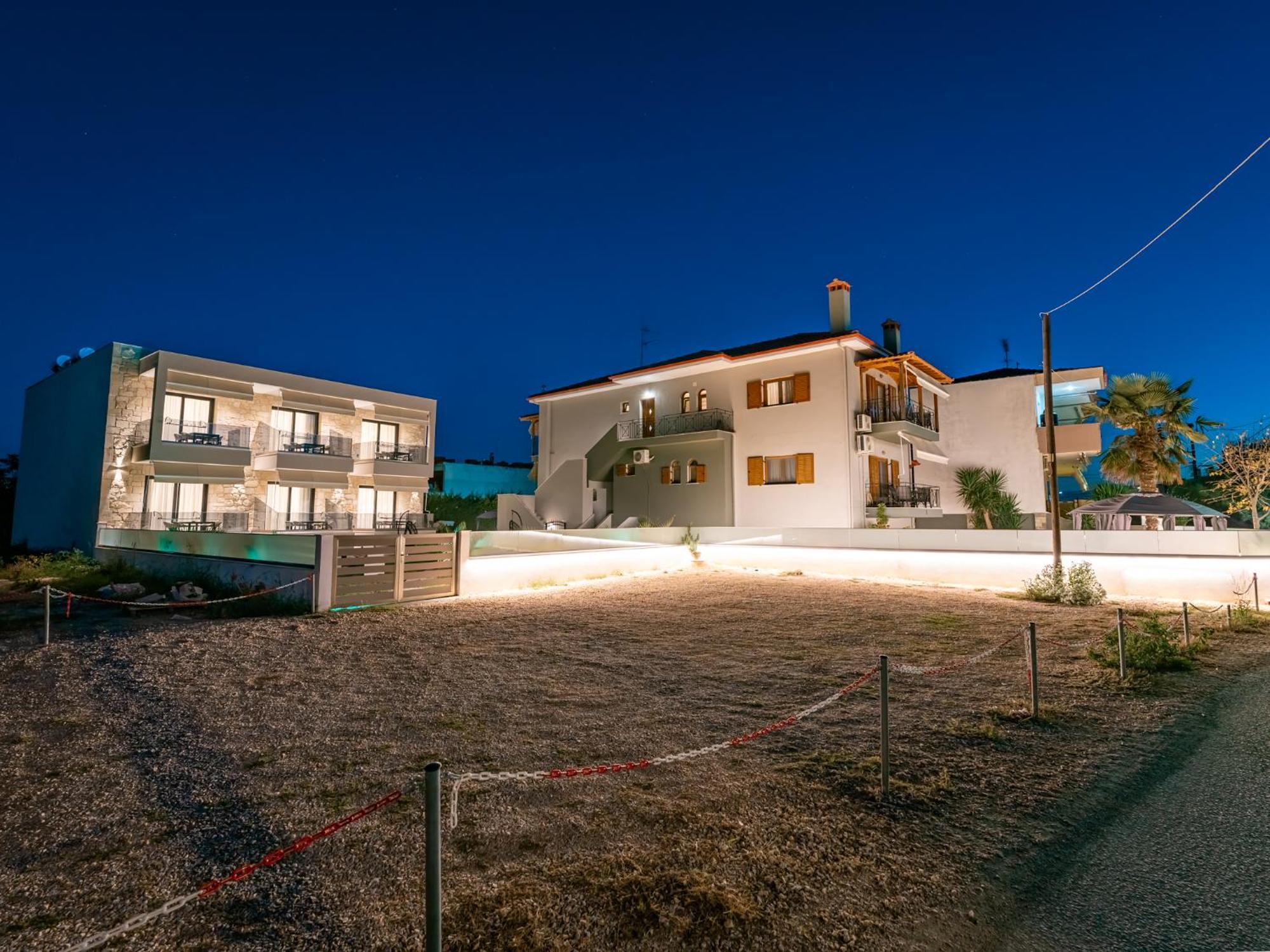 Antony'S Luxury Apartments Nikiti  Exterior foto